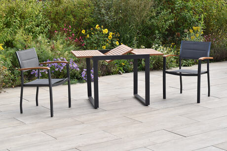 MX Gartenmöbel Paxos 3tlg. Set Stapelsessel gepolstert Graphit/Grau Akazienholz Ausziehtisch 80/120x70cm
