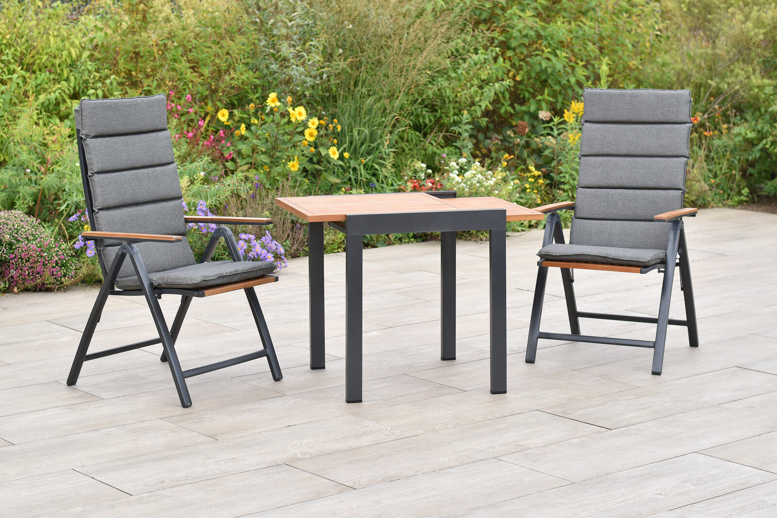 MX Gartenmöbel Athos Set 5tlg. Klappsessel Akazienholz Alu Auflagen Graphit/Natur Balkonausziehtisch 65/130x65cm MX Gartenmöbel Athos Set 5tlg. Klappsessel Akazienholz Alu Auflagen Graphit/Natur Balkonausziehtisch 65/130x65cm