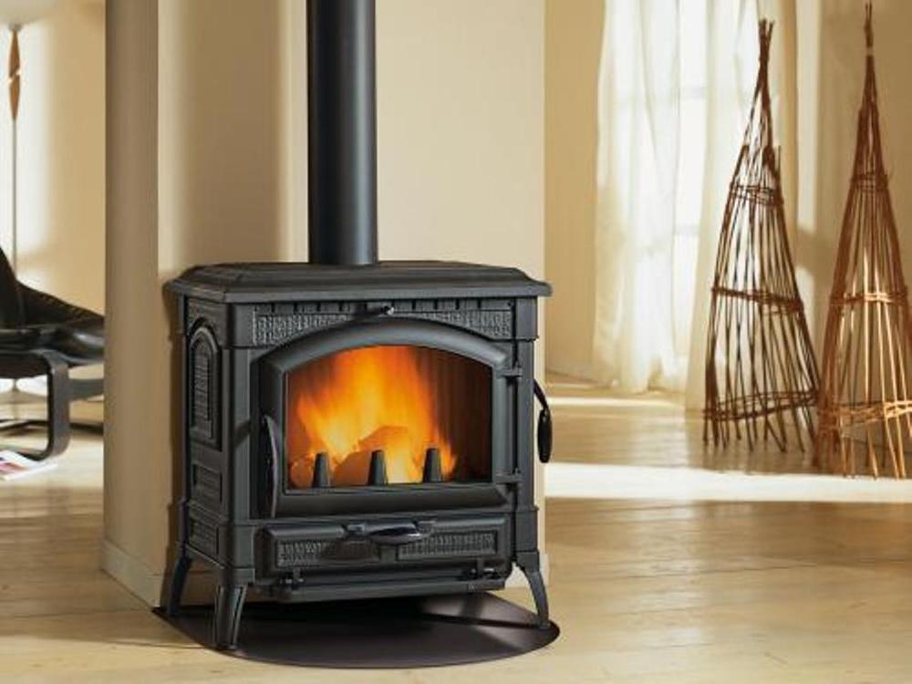 La Nordica Kaminofen Isotta EVO 12 kW La Nordica Kaminofen Isotta EVO 12 kW