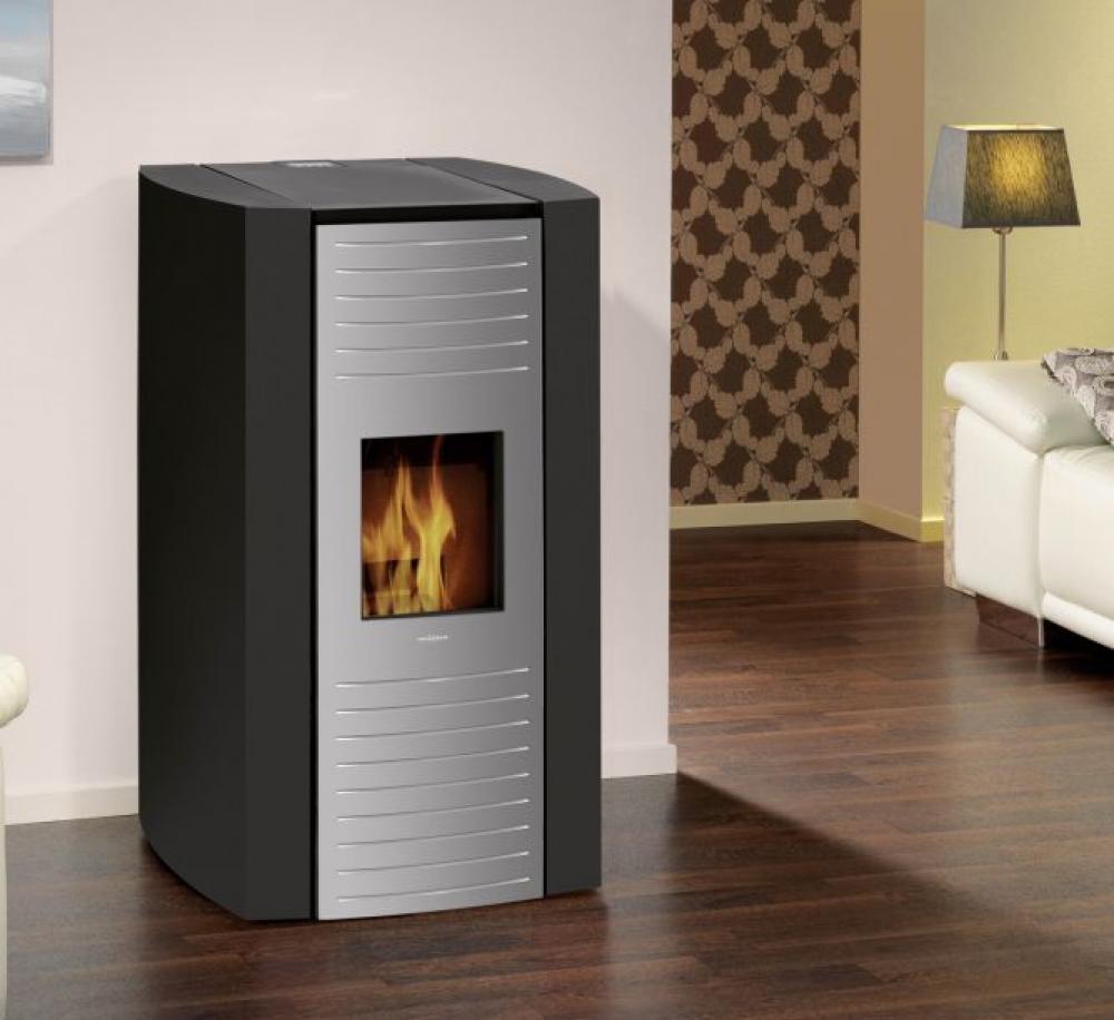 Pelletofen Oranier Bora 12 - Stahl schwarz - 10kW Pelletofen Oranier Bora 12 - Stahl schwarz - 10kW