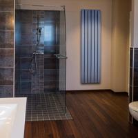 Deluxe Design Heizkörper Flare einlagig anthrazit 1800 x 640 x 50 (8 Paneele)